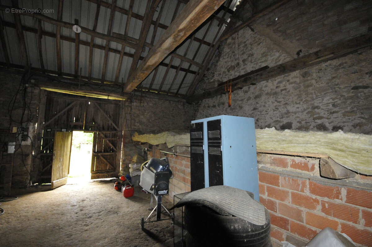 Maison à LA PORCHERIE