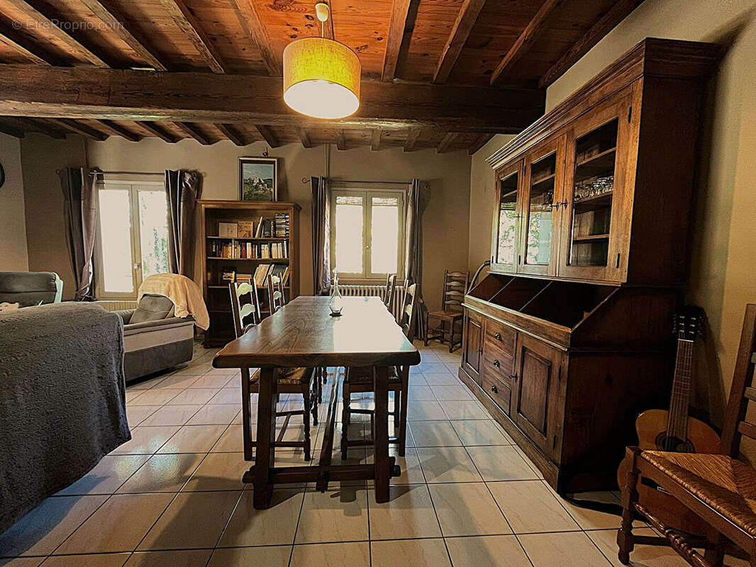 Maison familiale avec piscine et vue dégagée à vendre - Drôme Provençale - photo 10