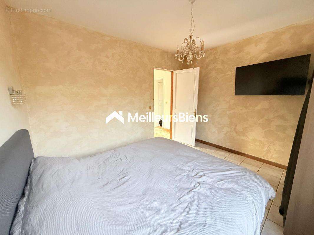 Maison à AUVERS-SUR-OISE