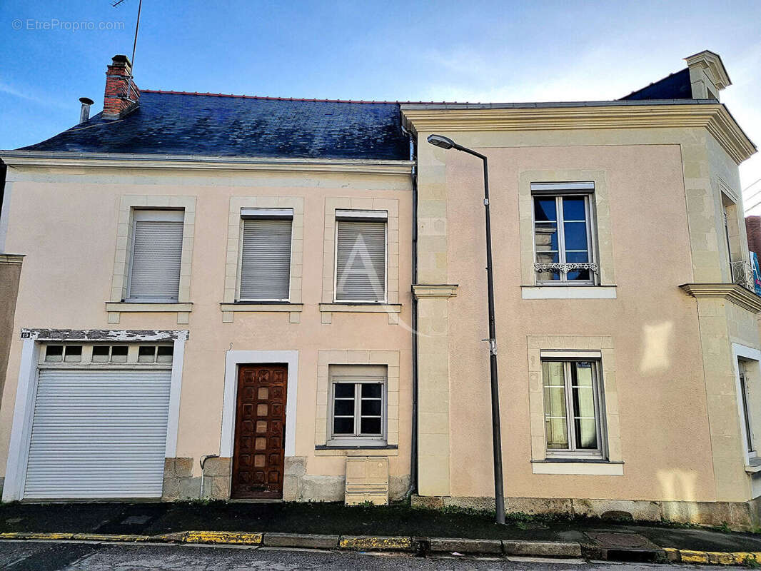 Appartement à CHATEAUNEUF-SUR-SARTHE