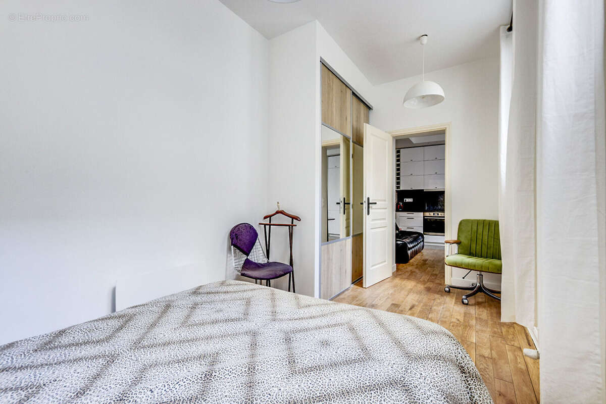 Appartement à PARIS-14E