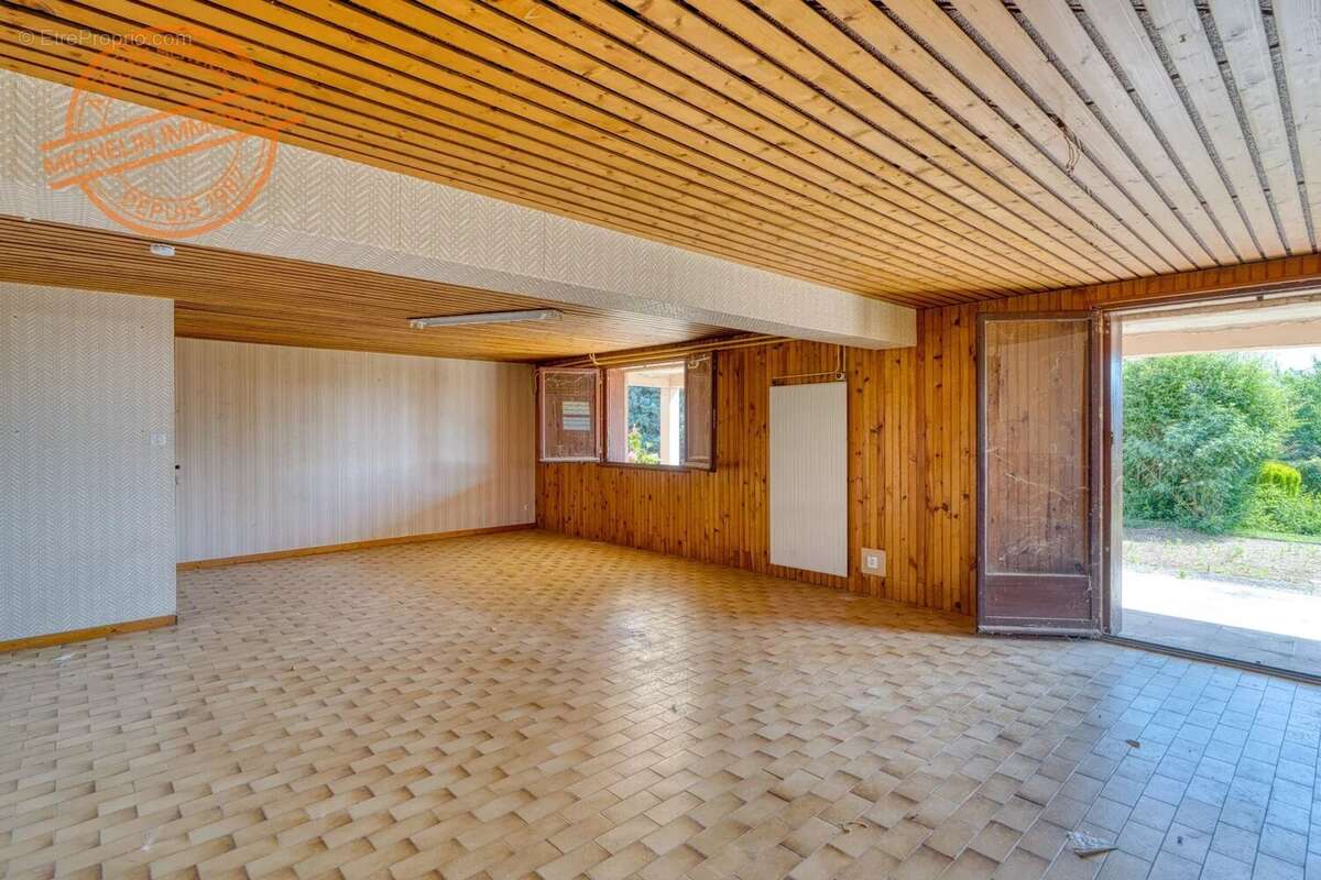 Maison à CHAMPAGNE-AU-MONT-D'OR
