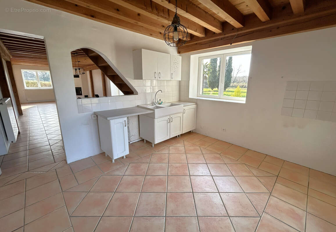 Maison à CHATILLON-SUR-CHALARONNE