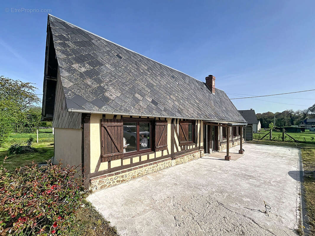 Maison à MONTFORT-SUR-RISLE