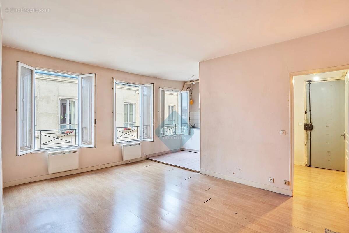 Appartement à PARIS-12E