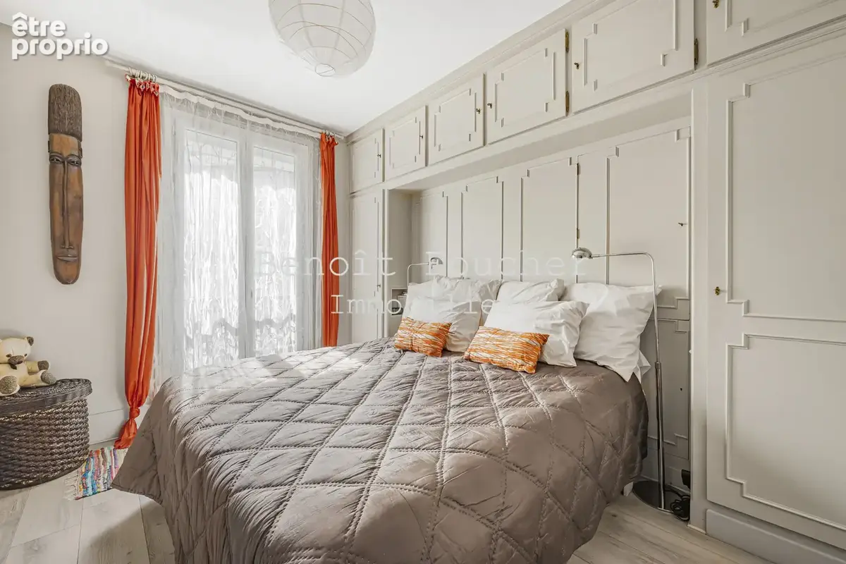 Paris 10ème, appartement trois pièces deux chambres en parfait état 64m2 - photo 10