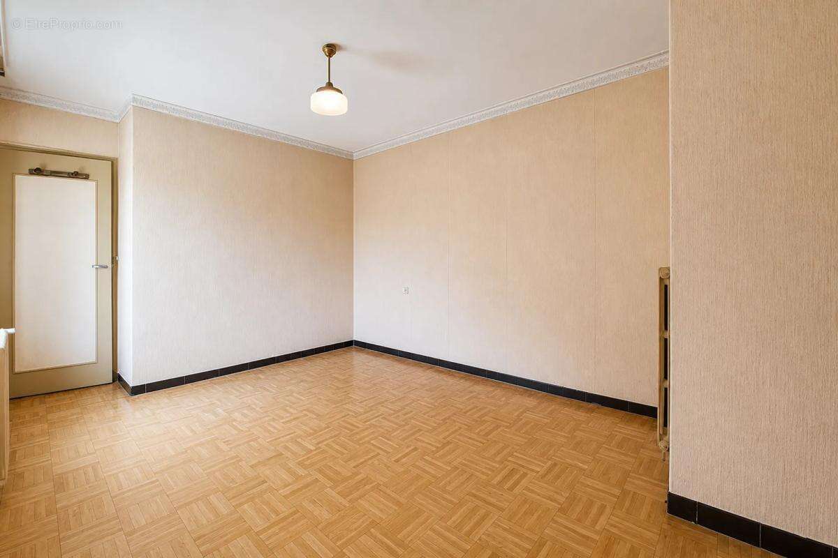 Maison plain pied dans secteur très prisé !! - photo 5