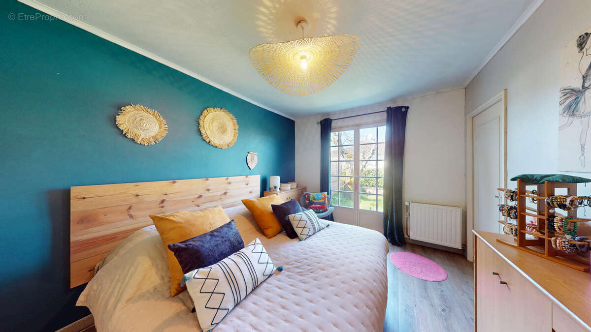 Maison à LESCURE-D'ALBIGEOIS