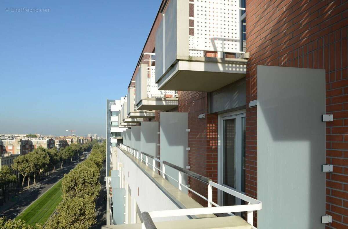 Appartement à PARIS-14E