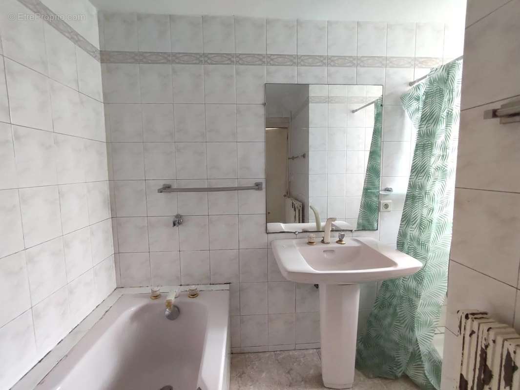 Maison à BUSSIERE-BADIL