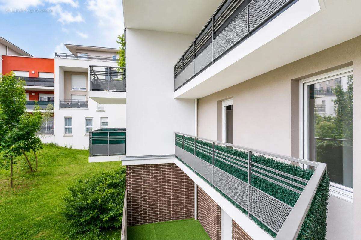Appartement de 3 pièces de 63,5 m² à Corbeil-Essonnes 91100 - photo 2