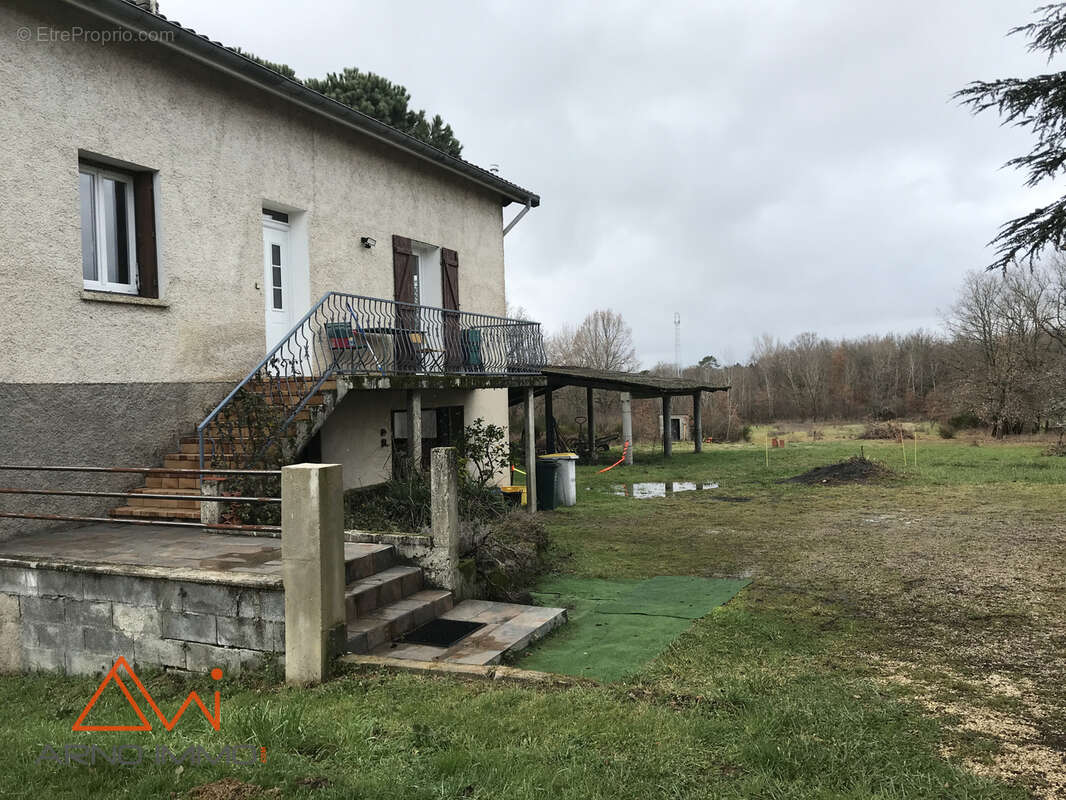Maison à LISLE-SUR-TARN