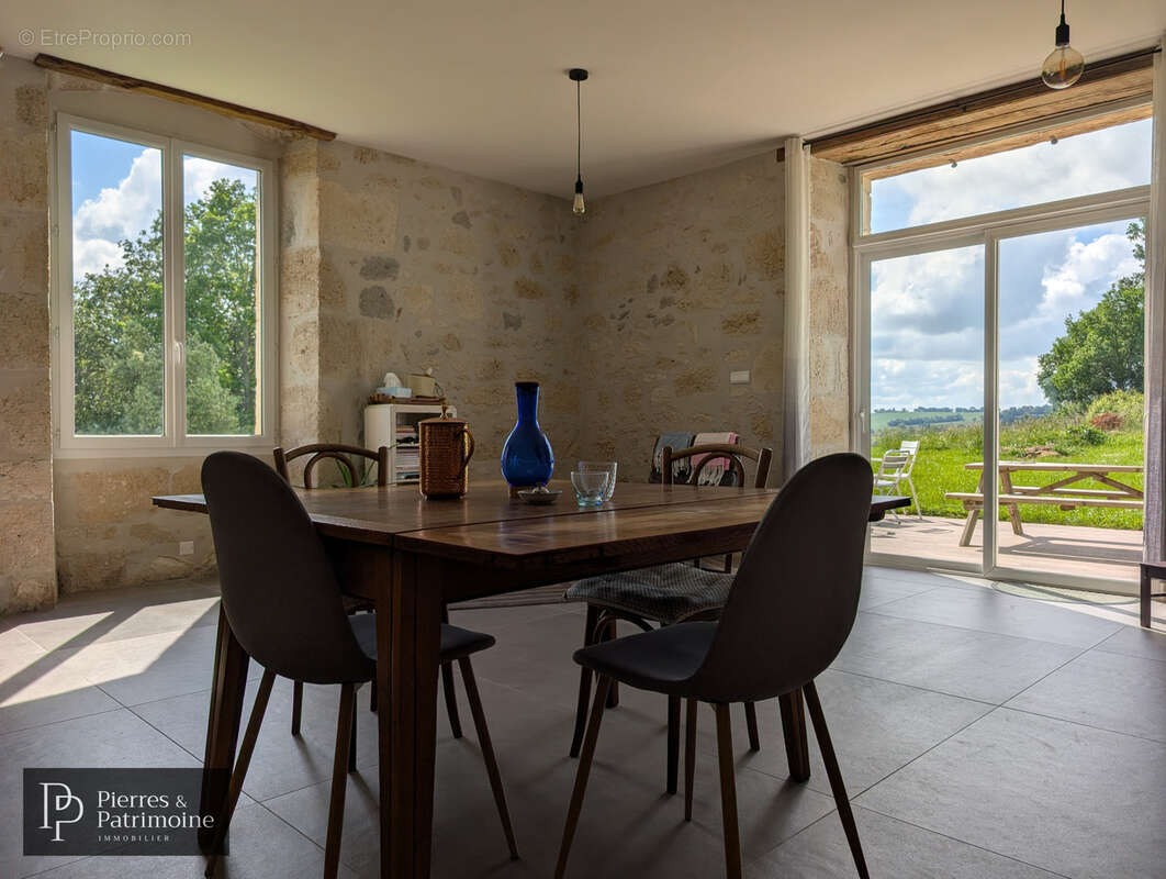 Maison à LASSERRE