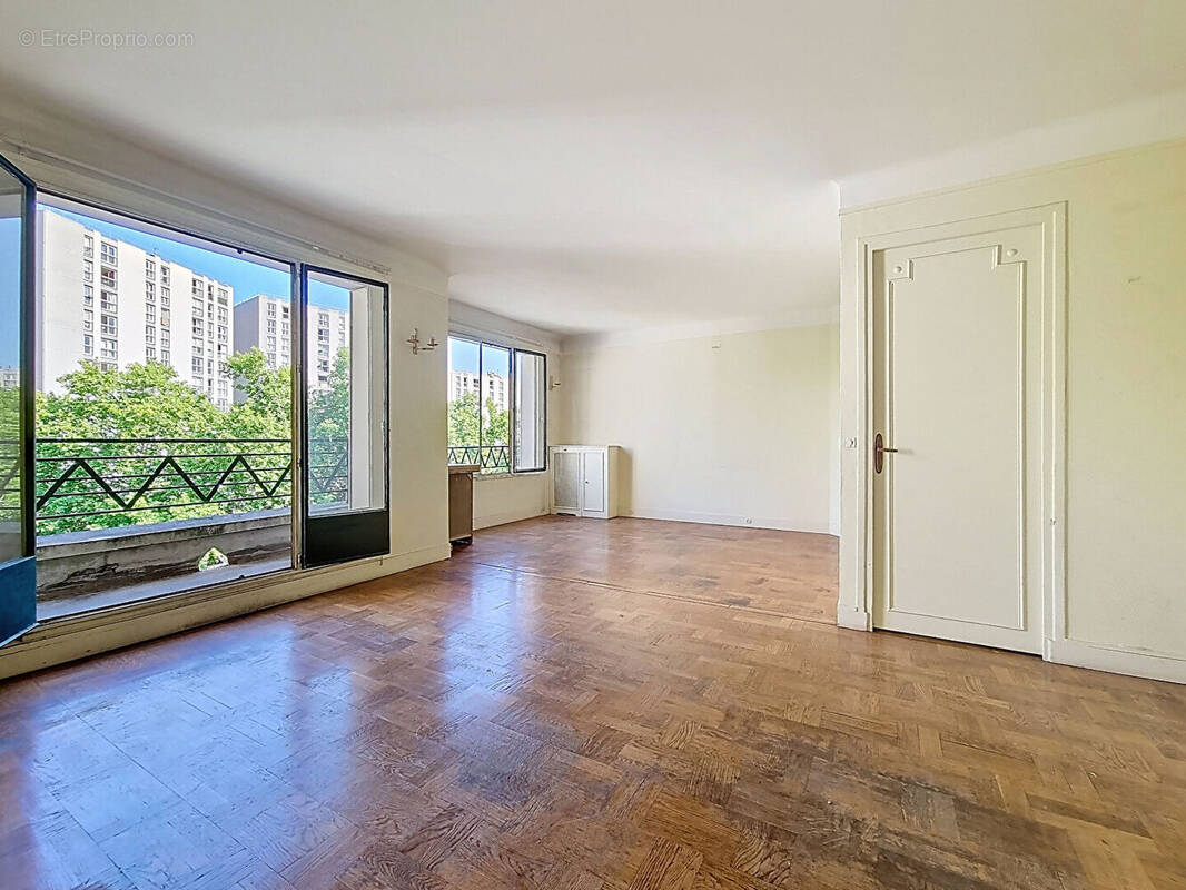 Appartement à ISSY-LES-MOULINEAUX
