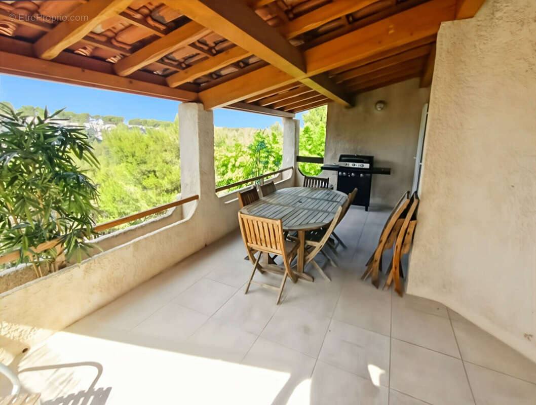 Maison à ENSUES-LA-REDONNE