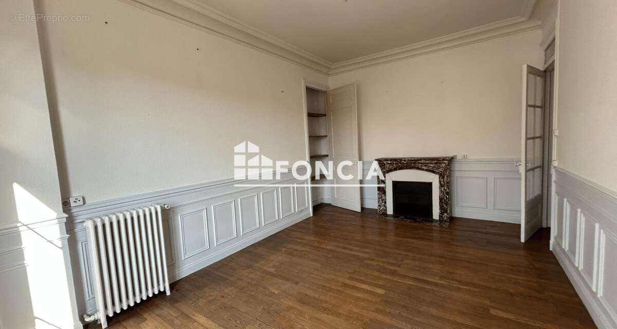 Appartement à SAINT-ETIENNE