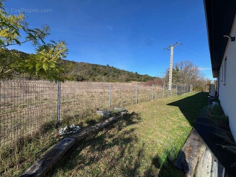 Maison à RIBAUTE-LES-TAVERNES