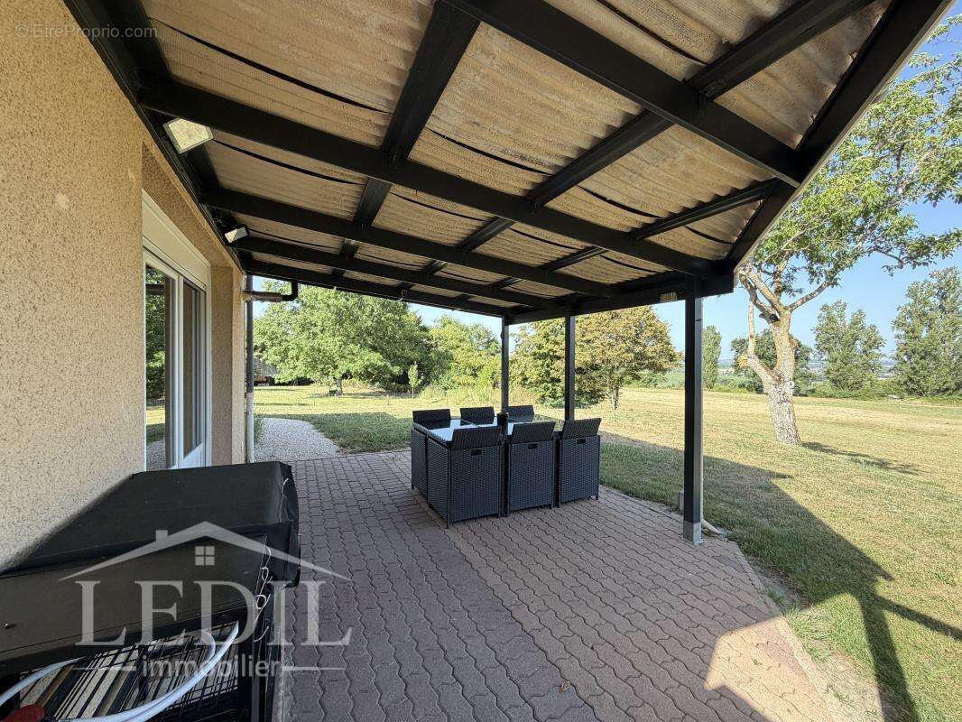 Maison de ville avec garage et jardin - photo 3