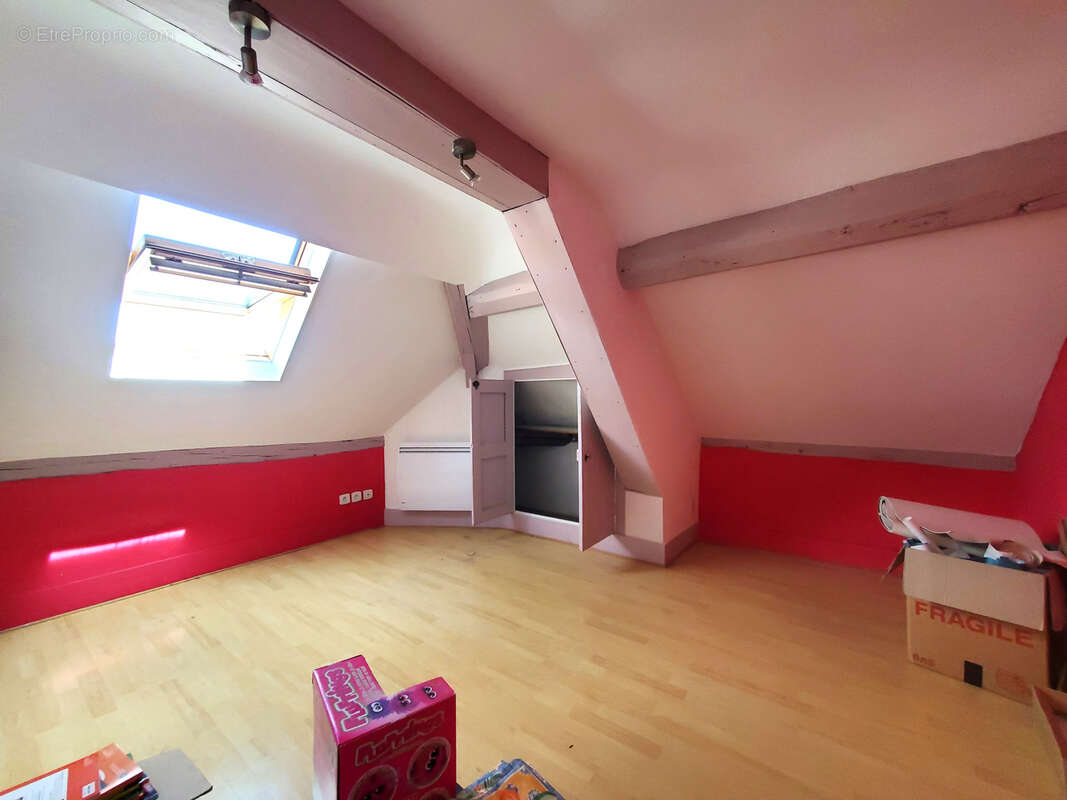 Rare : deux appartements réunissables en duplex de caractère de 195 m2 - photo 17
