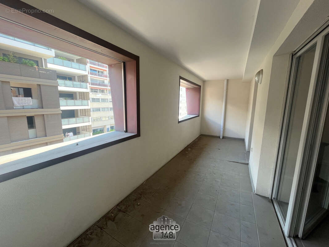 Appartement à MARSEILLE-2E