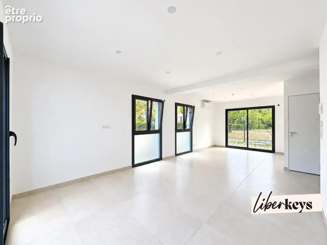 Maison neuve 3 chambres – Prestations haut de gamme – Saint-Cyr-en-Val (45590) - photo 8
