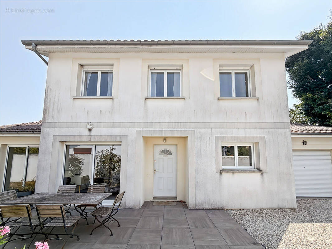 Maison à PESSAC