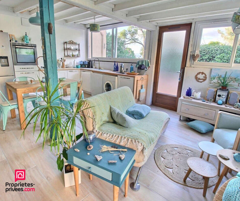 Appartement à FREJUS