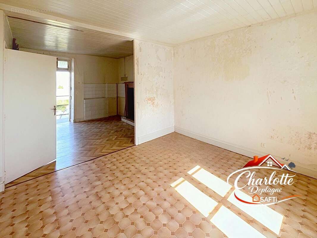 Maison 143 m² à Saint-Pardoux-La-Riviere  - photo 9