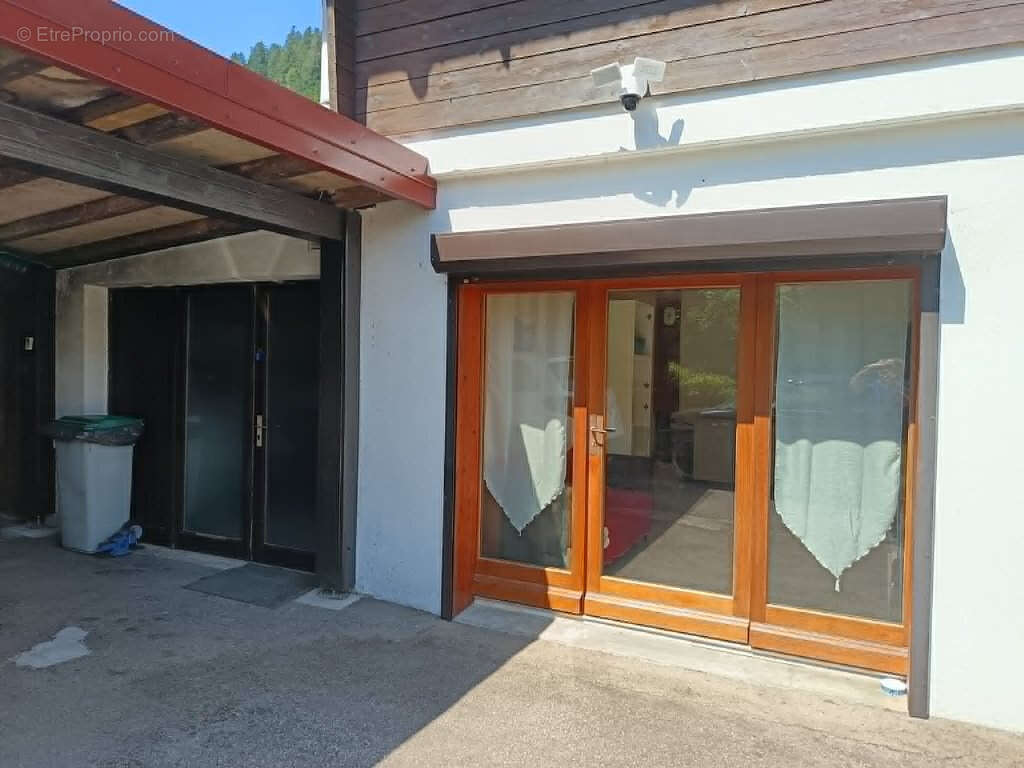 Maison à LA BRESSE