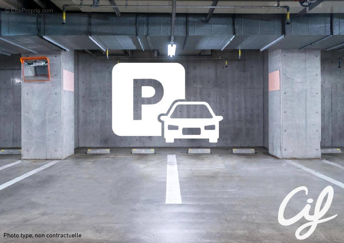 Parking à BOUGUENAIS
