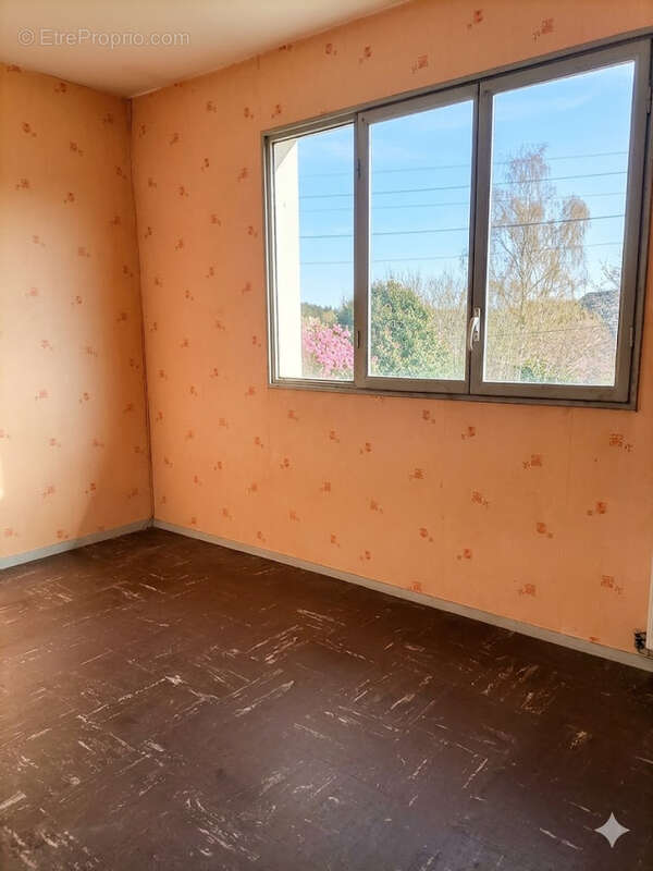 Maison à HOUDAN