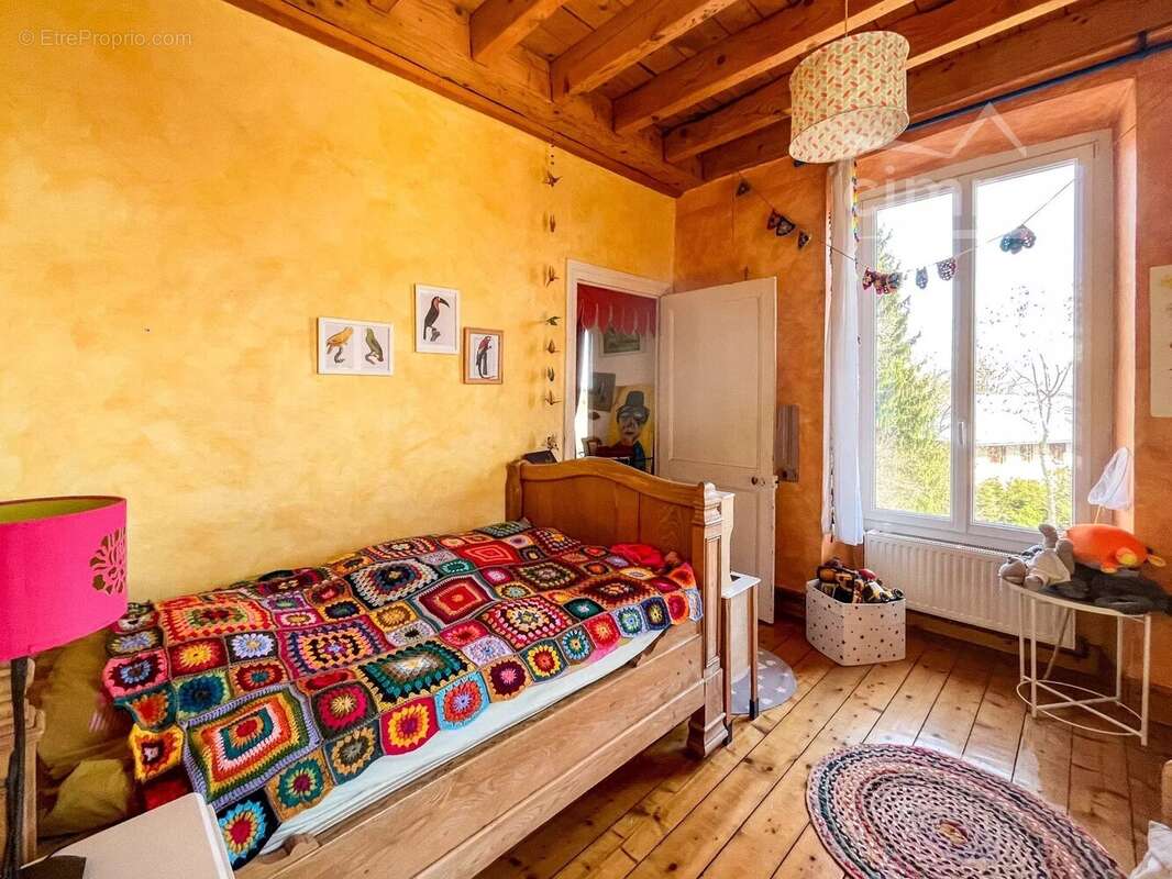 Maison à LA TERRASSE