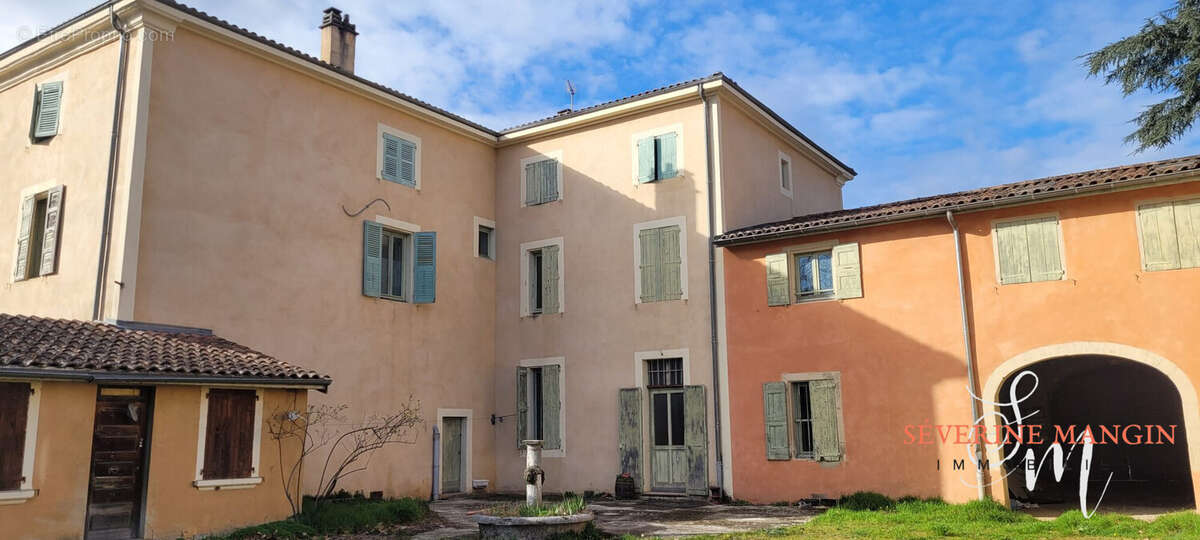 Maison à SAINT-DONAT-SUR-L'HERBASSE