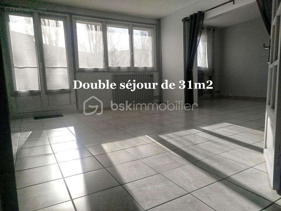 Bel appartement idealement situe - photo 2