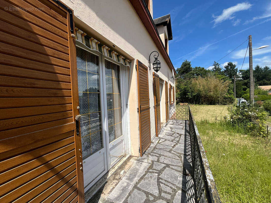 Maison à BRINON-SUR-SAULDRE