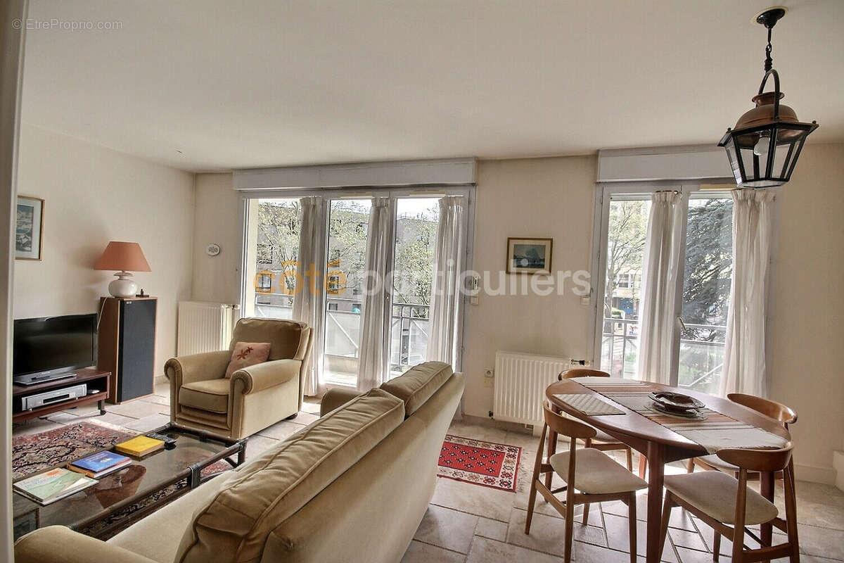 Appartement  4 pièce(s) 88.58 m2 - photo 2
