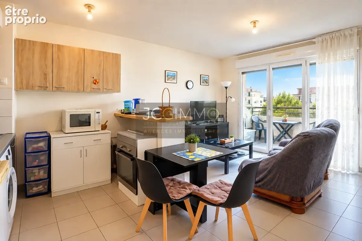 Appartement t2 vendu loue - dernier etage - photo 3