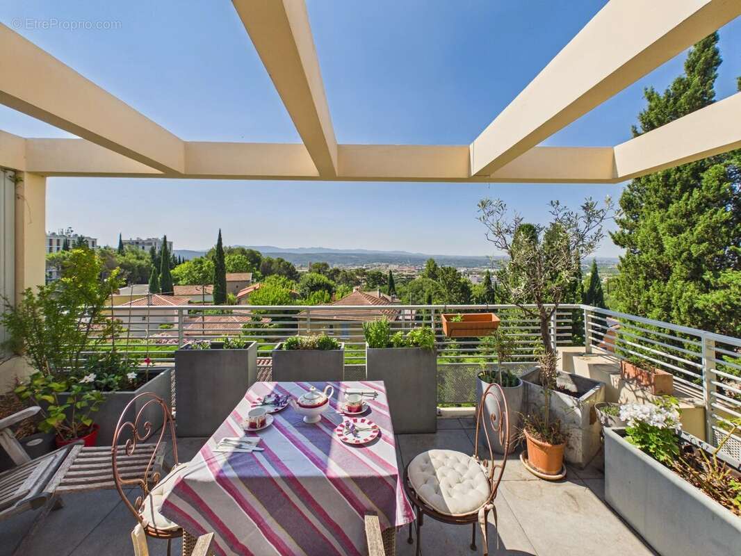 Appartement à AIX-EN-PROVENCE