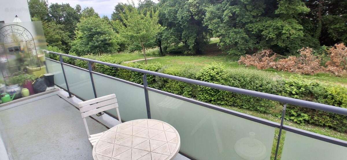 Appartement à BOUGUENAIS