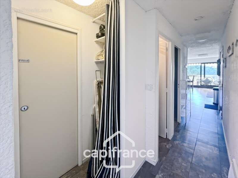 Appartement à BORMES-LES-MIMOSAS