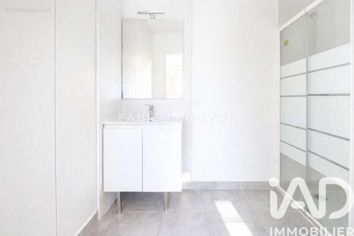 Photo 6 - Appartement à SAINT-OUEN-L'AUMONE