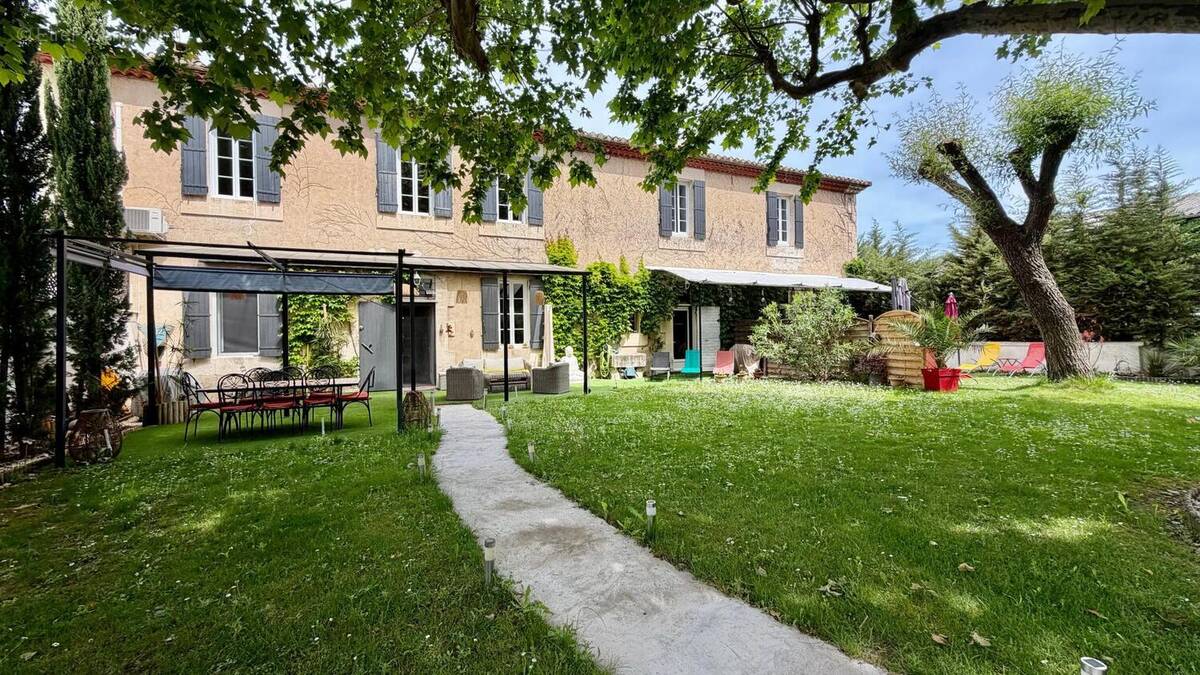 Photo 1 - Maison à L'ISLE-SUR-LA-SORGUE