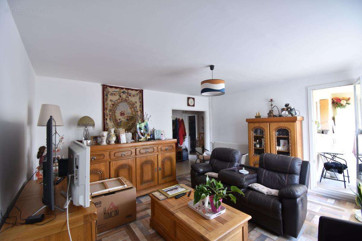 Appartement à COSNE-COURS-SUR-LOIRE