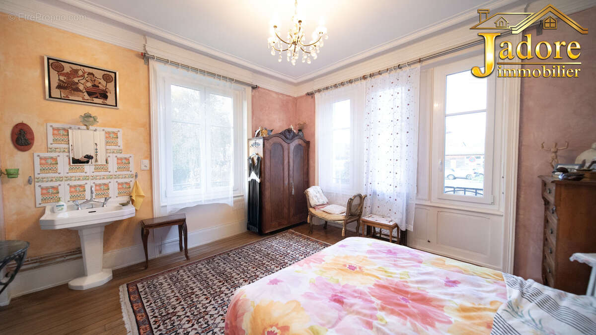 Maison à PROVENCHERES-SUR-FAVE