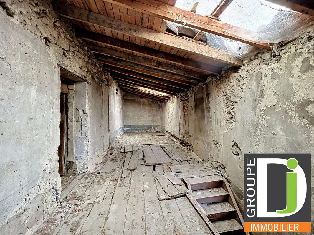 Maison à MONTMEYRAN