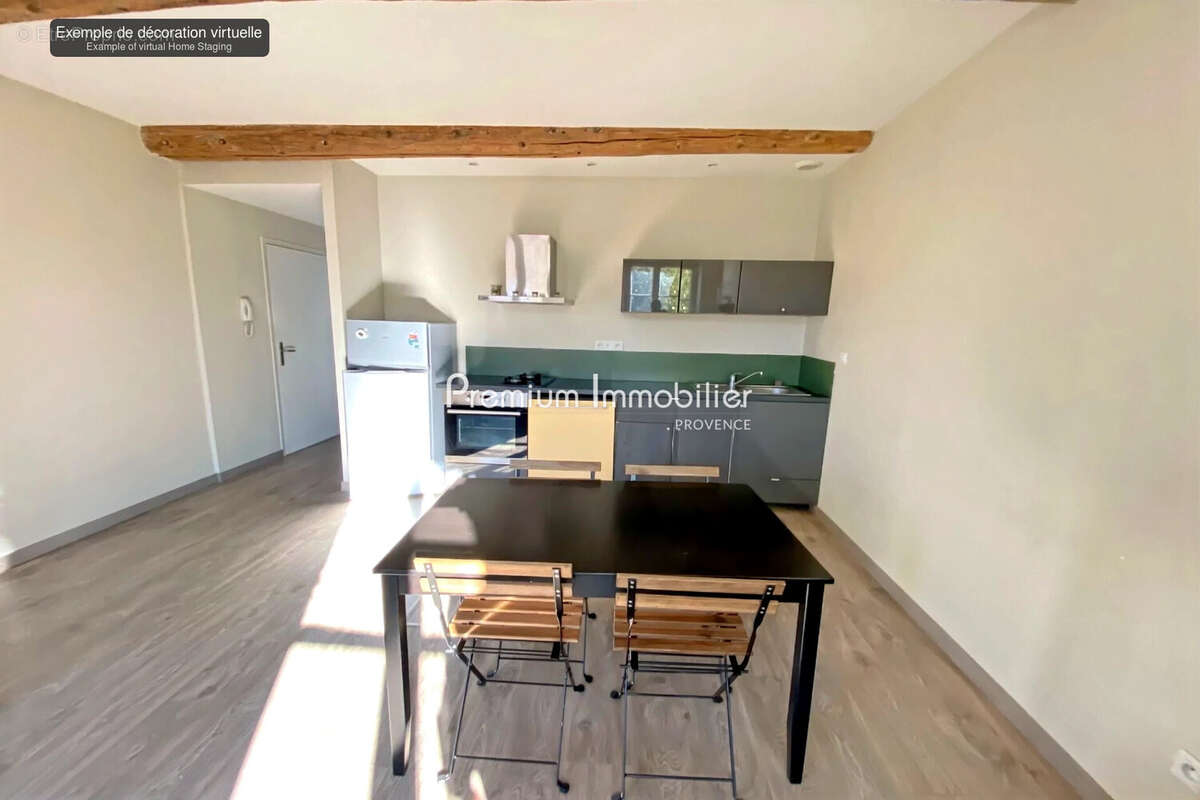 Appartement à LE PUY-SAINTE-REPARADE