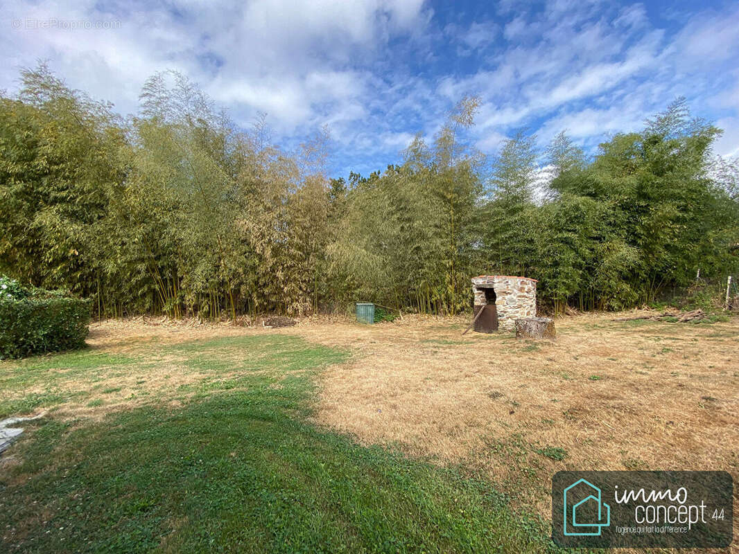 Maison à rénover avec dépendance et grand garage, Cheix-en-Retz, Immo Concept 44 - photo 5