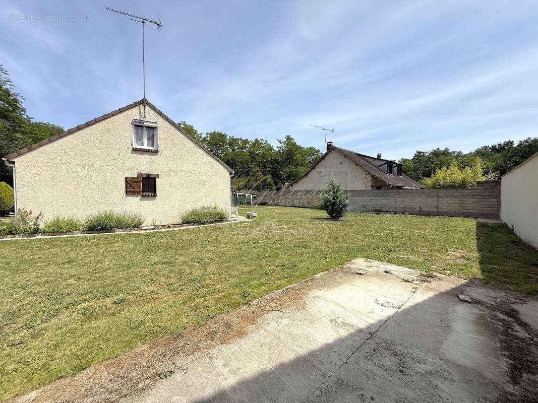 Maison à SOISY-SUR-ECOLE