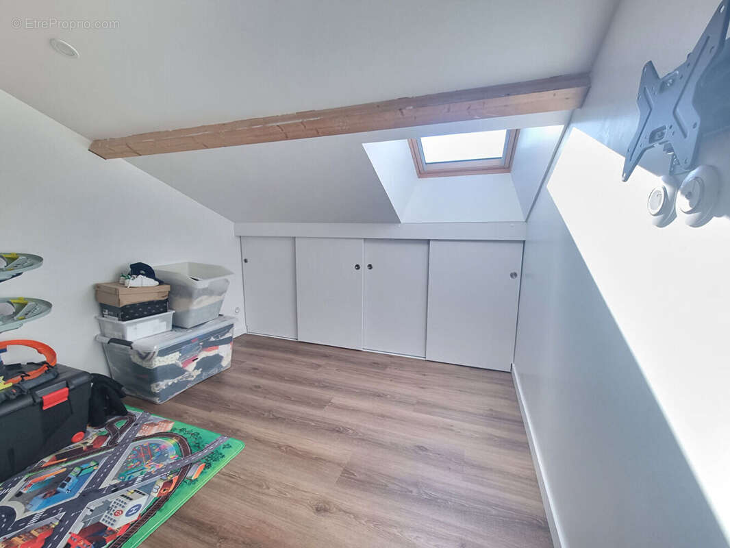 Maison à SAINT-QUENTIN-SUR-LE-HOMME