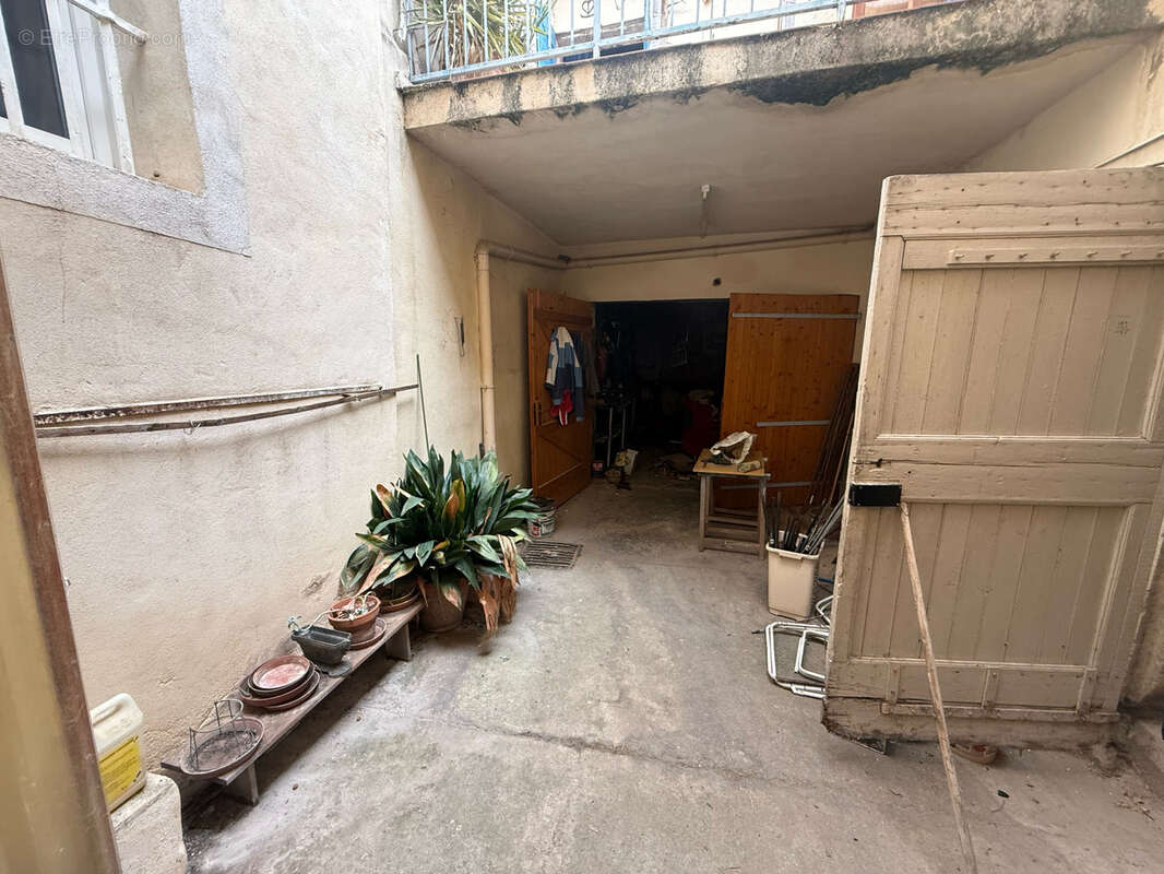 Maison à SAINT-GILLES